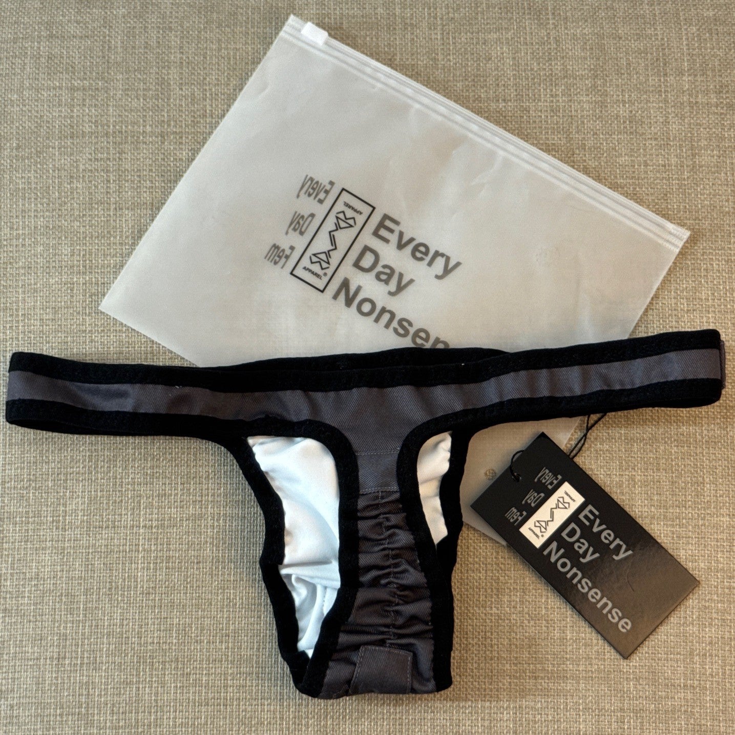 EDN Apparel Everyday Underwear - V-pattern (black-grey-white)